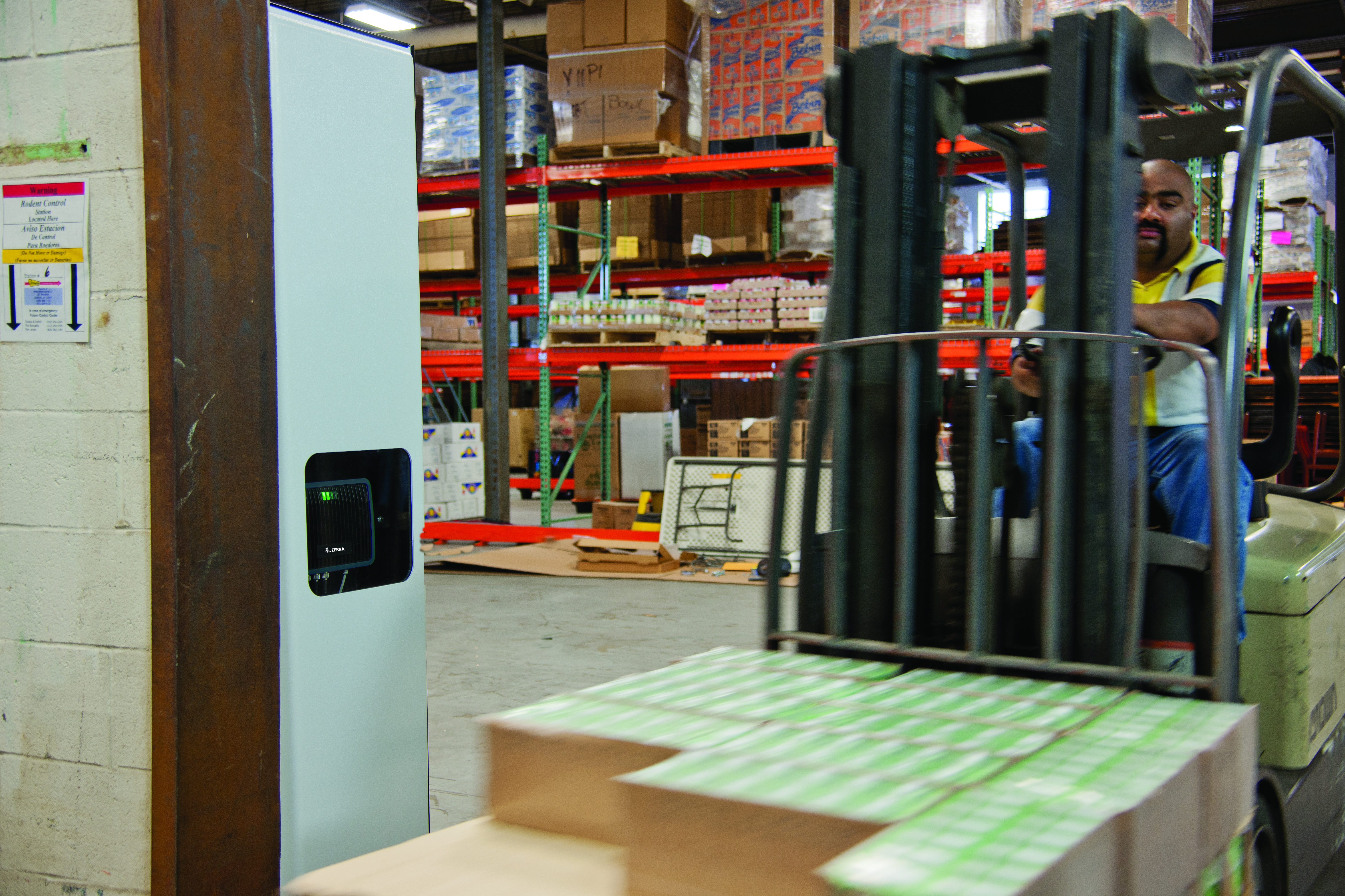Warehouse FX9600 Forklift Through Portal Application Photo Jim Lennon Photographer, INC.
175-H2 Commerce Drive
Hauppauge, NY 11788
631-617-5872