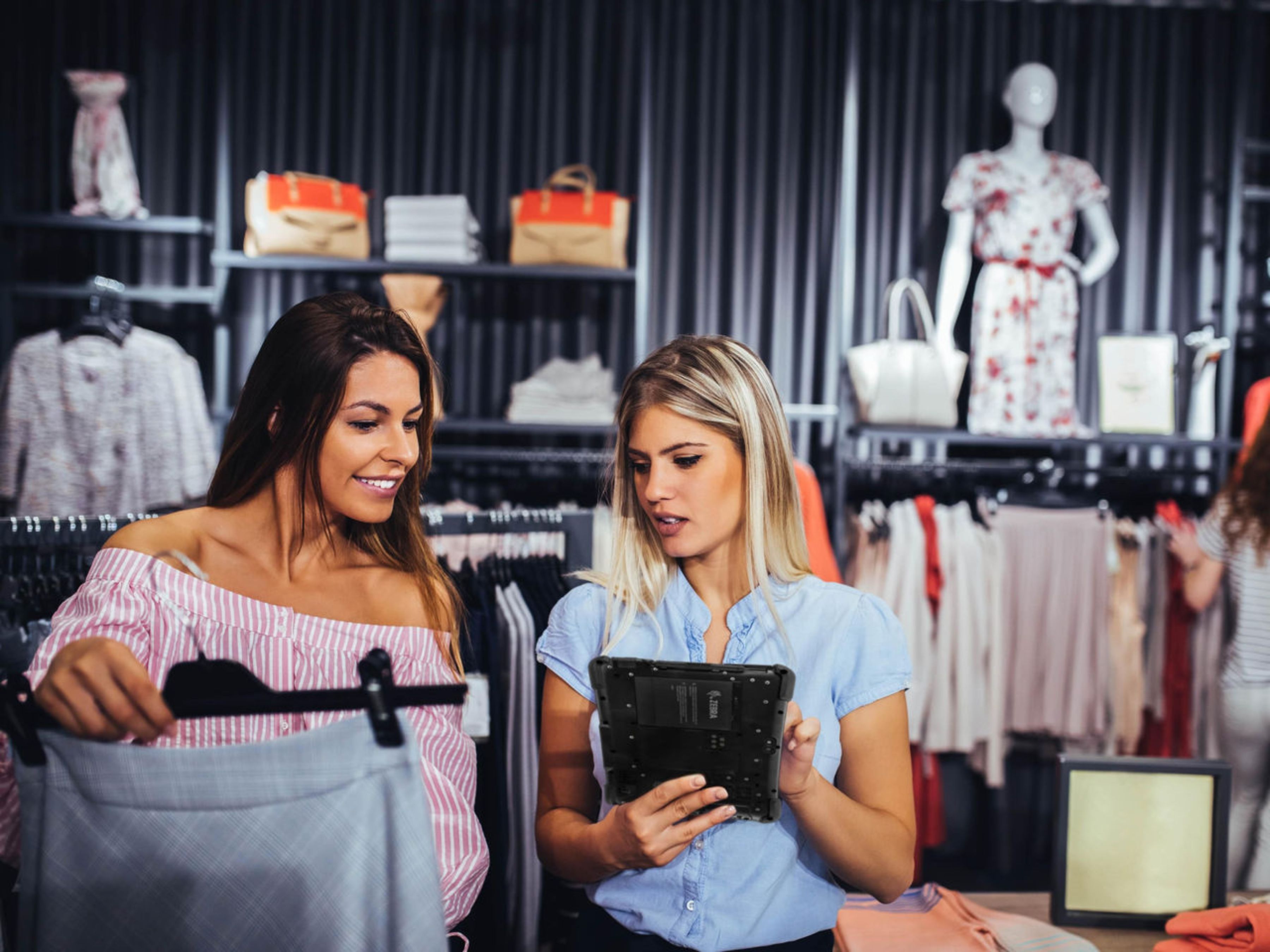 Workcloud Sync H1 E-book Images - workcloud-sync-ebook-enhance-customer-experience-retail Two women in a retail store