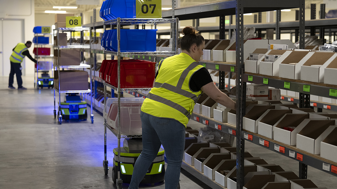 Zebra Symmetry Fulfillment Picking In Aisle Zebra Symmetry Fulfillment Picking In Aisle