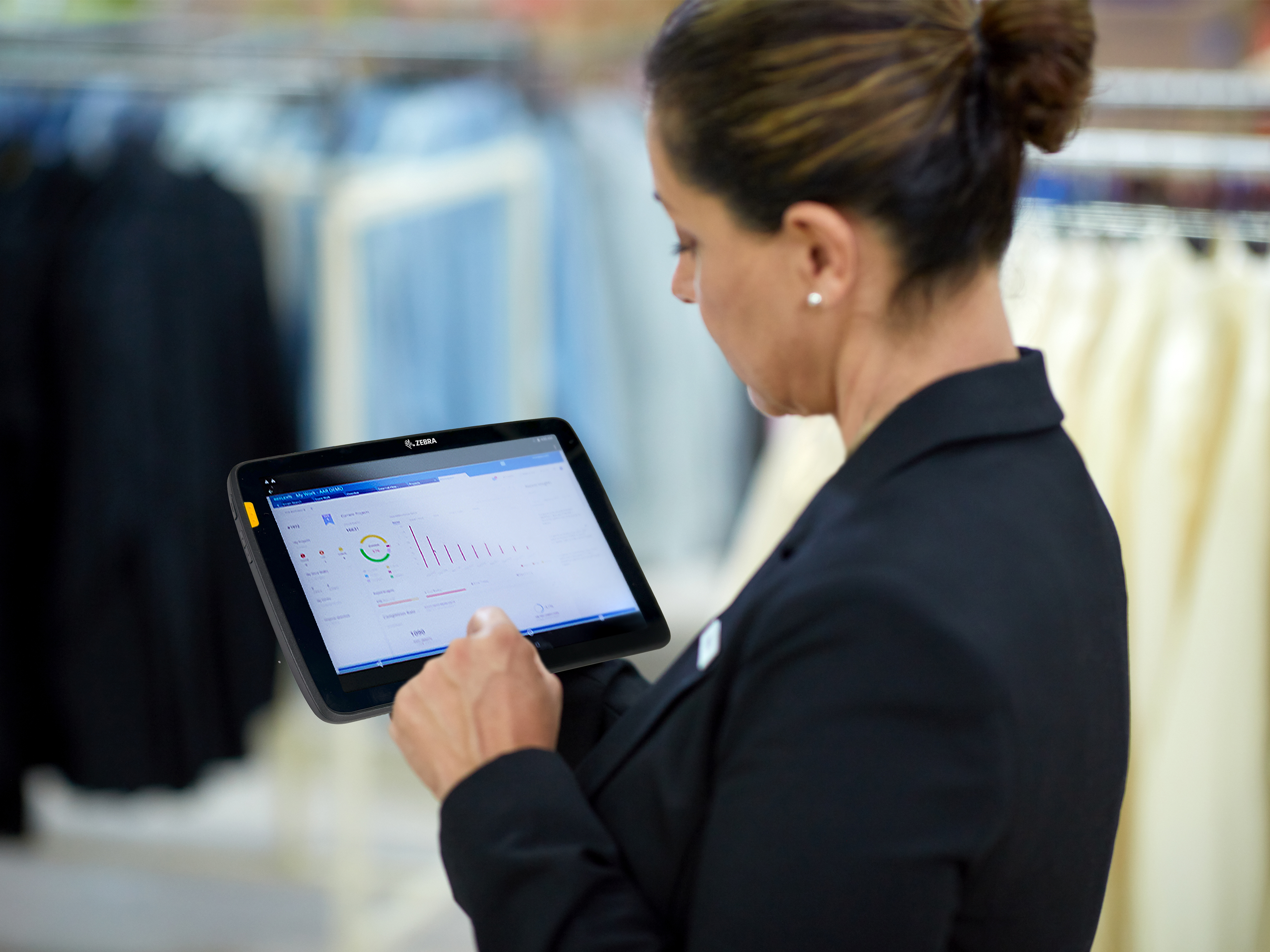 ET40 Photography Website Retail Floor Manager 4x3